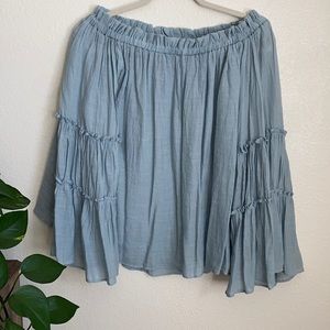 OFF SHOULDER TOP
